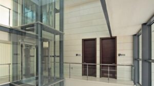 edificio Newtec en Parque Tecnológico zona ascensores